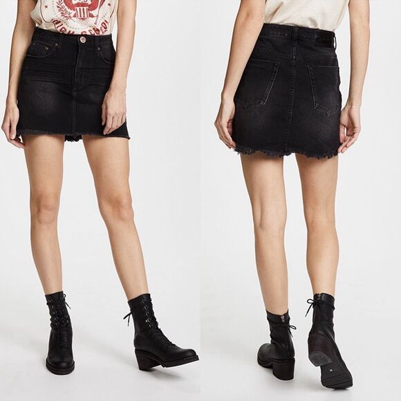 One Teaspoon 2020 Denim Mini Skirt Black Oak Women’s Size 28 Jean‎ 4474 - Picture 1 of 8